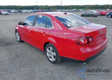 2008 Volkswagen Jetta Se/Sel from USA, damaged, VIN 3VWRZ71K48M075943